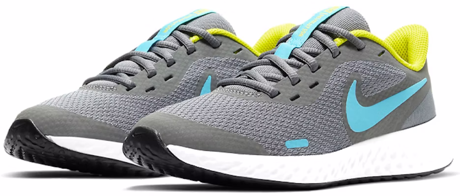 (JR) Nike Revolution 5 'Abu Kelabu Biru Klorin' BQ5671-019 Lookbook (JR) Nike Revolution 5 'Abu Kelabu Biru Klorin' BQ5671-019