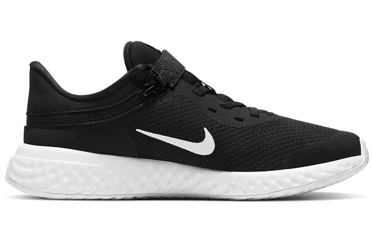 (Youth) Nike Revolution 5 FlyEase 'Black White' 圖 2