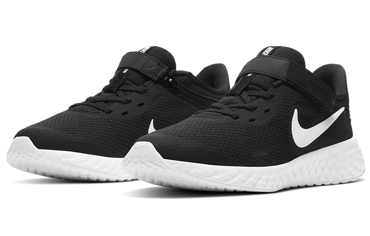 (Youth) Nike Revolution 5 FlyEase 'Black White' 圖 3