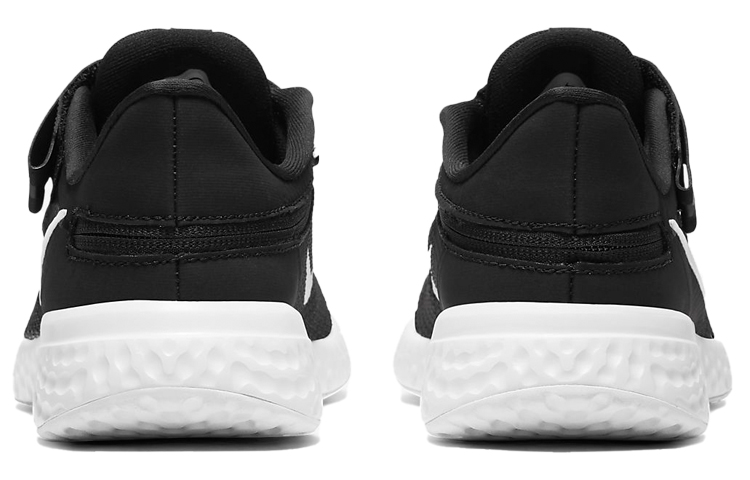 (Youth) Nike Revolution 5 FlyEase 'Black White' 圖 5