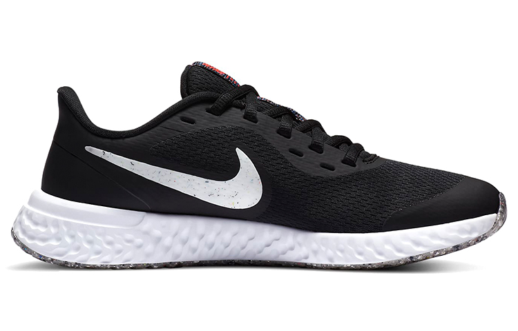 (Youth) Nike Revolution 5 SE 'Black White' 圖 2