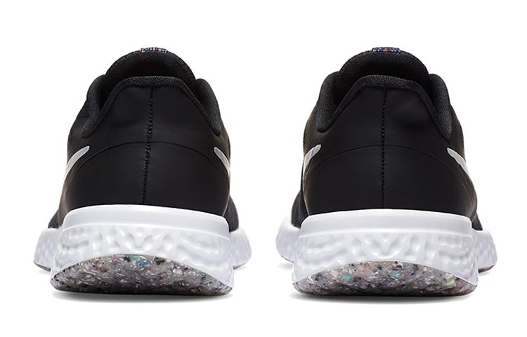 (Youth) Nike Revolution 5 SE 'Black White' 圖 5