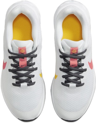 (JR) Kasut Larian Jalan Nike Revolution 6 'White Gridiron Orange Sea Coral' DD1096-101 Shop (JR) Kasut Larian Jalan Nike Revolution 6 'White Gridiron Orange Sea Coral' DD1096-101