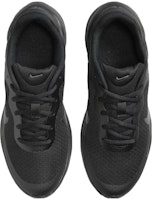 (JR) 耐克革命7代'黑色烟煤' FB7689-001 Lookbook (JR) 耐克革命7代'黑色烟煤' FB7689-001