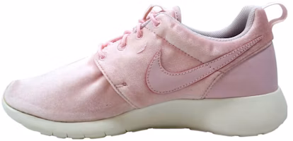 (Youth) Nike Roshe One 'Arctic Pink' 599729-617 (Youth) Nike Roshe One 'Arctic Pink' 599729-617