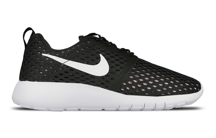 Lookbook Nike Roshe One Flight Weight 低筒 跑步鞋 GS 黑白