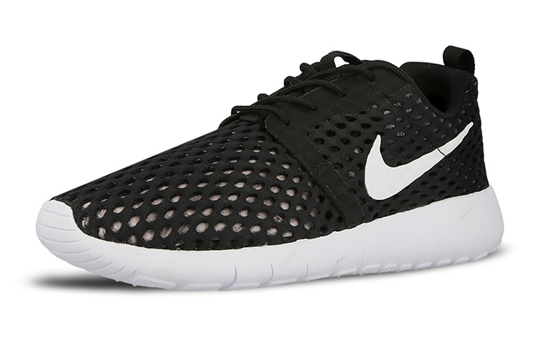 Shop Nike Roshe One Flight Weight 低筒 跑步鞋 GS 黑白