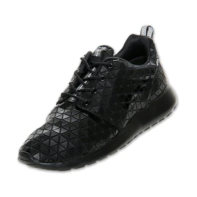 (Youth) Nike Roshe One Metric 'Black'