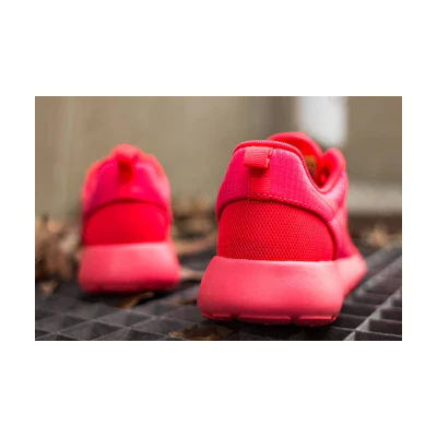 (Youth) Nike Rosherun Hyperfuse 'Laser Crimson'