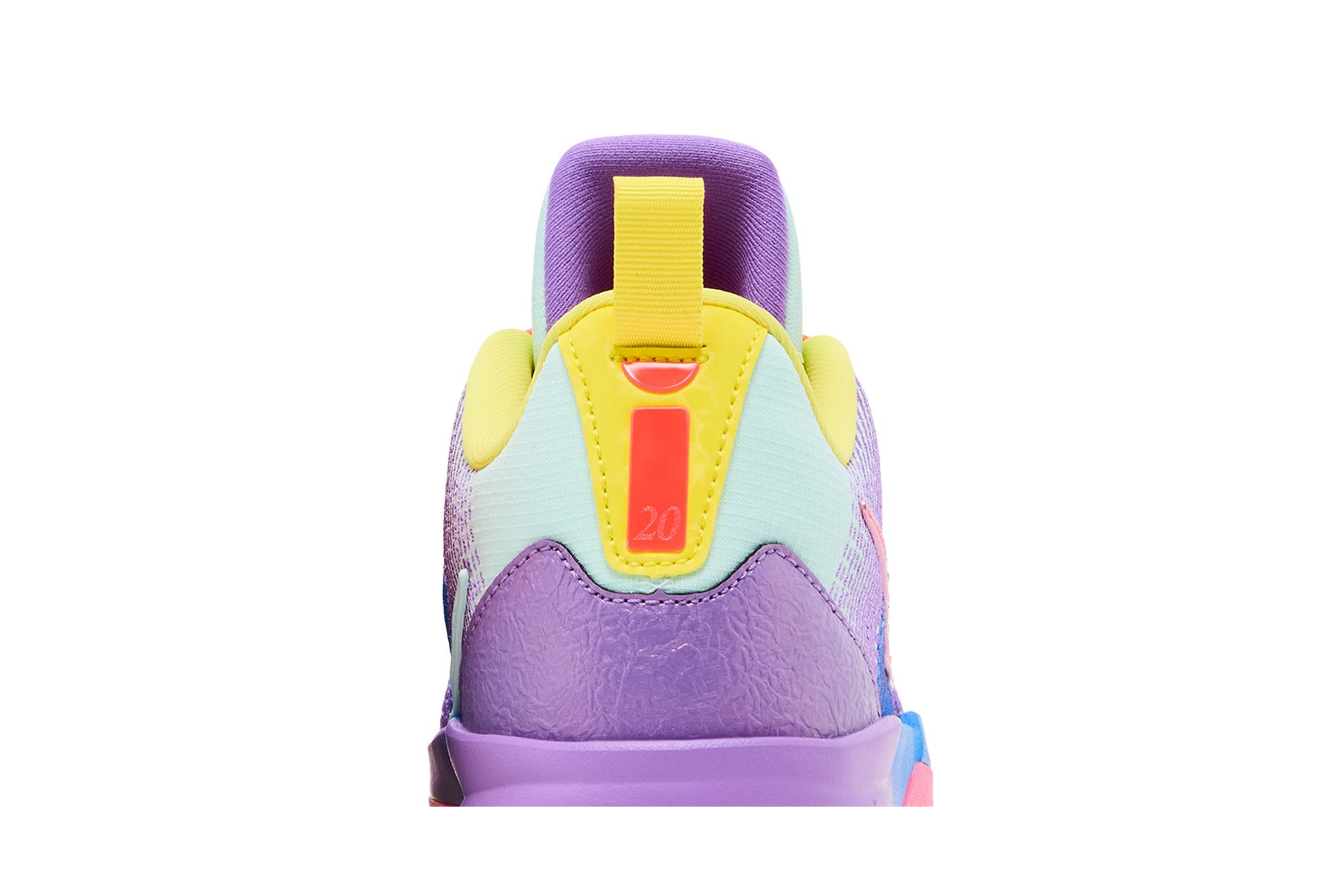 Sizing (JR) Nike Sabrina 3 ''Famille Unie'' IR3208-300