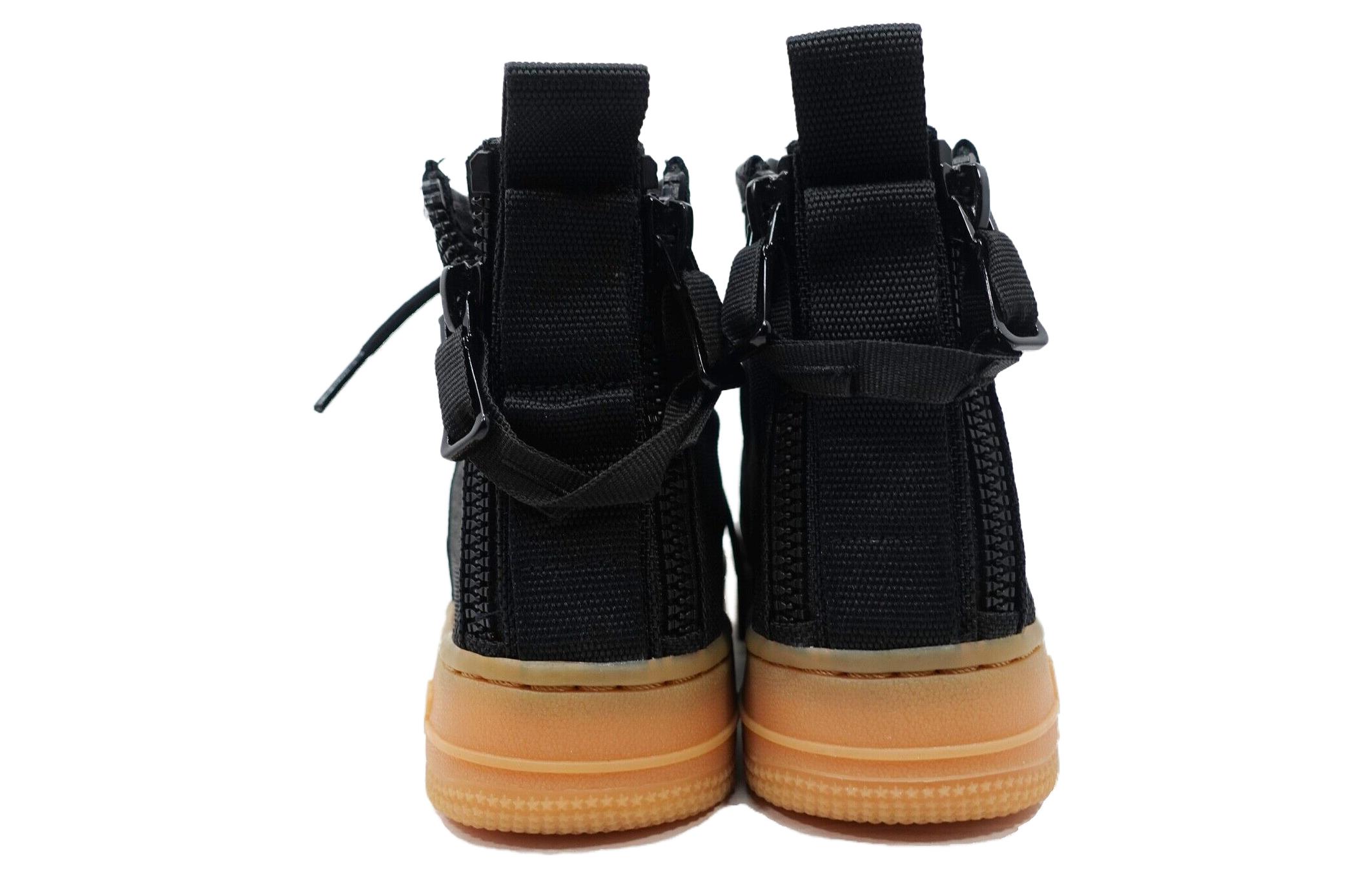 Shop Nike Air Force 1 Mid 中筒 板鞋 GS 黑生膠