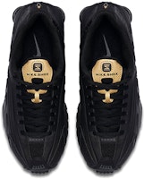 耐吉 Shox R4 (GS) 黑金 Shop 耐吉 Shox R4 (GS) 黑金