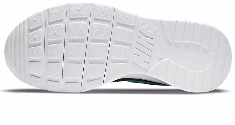 (JR) Nike Tanjun 'Hitam Lembayung Hyper' 818381-026 Details for (JR) Nike Tanjun 'Hitam Lembayung Hyper' 818381-026