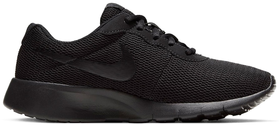 (JR) Nike Tanjun 'Triple Black' Sepatu Hitam Polos 818381-001 Order (JR) Nike Tanjun 'Triple Black' Sepatu Hitam Polos 818381-001