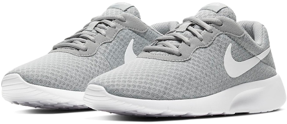 (Youth) Nike Tanjun 'Wolf Grey' 818381-012 Lookbook (Youth) Nike Tanjun 'Wolf Grey' 818381-012