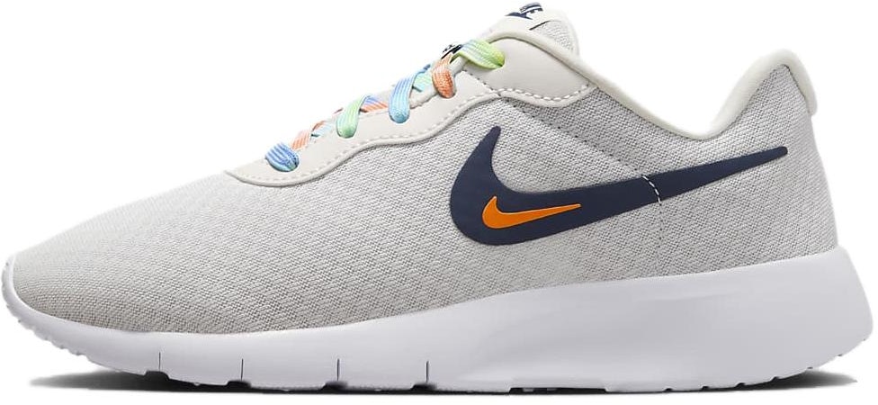 youth-nike-tanjun-se-easy-on-photon-dust-phantom-total-orange-midnight-navy-fz-0906-001