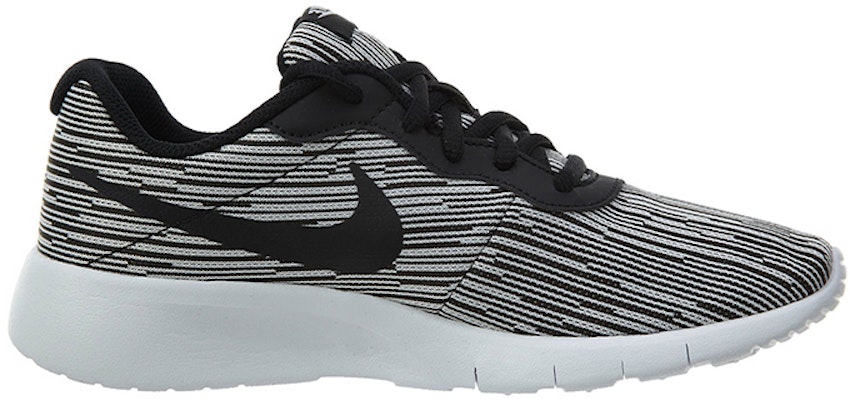 Nike Tanjun SE (GS) 舒適透氣 低筒休閒跑步鞋 黑白色 Order Nike Tanjun SE (GS) 舒適透氣 低筒休閒跑步鞋 黑白色