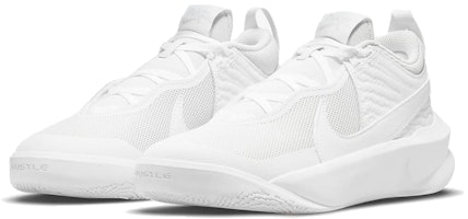 (JR) 耐克Team Hustle D10 '白色光尘' CW6735-101 Lookbook (JR) 耐克Team Hustle D10 '白色光尘' CW6735-101