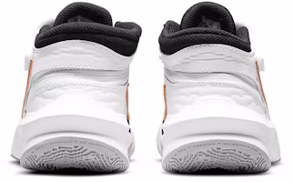 Purchase GS大童 Nike Team Hustle D 10 FlyEase 黑白金轉換成:
GS大童 Nike 團戰 D 10 FlyEase 黑白金
