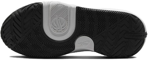 大童 Nike Team Hustle D 11 GS 防滑減震 低筒 兒童籃球鞋 黑白 1