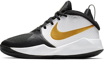 (Youth) Nike Team Hustle D9 'Black Metallic Gold' AQ4224-004 (Youth) Nike Team Hustle D9 'Black Metallic Gold' AQ4224-004