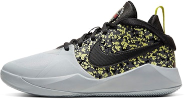(Youth) Nike Team Hustle D 9 'Gray Black Yellow' CD7025-001 (Youth) Nike Team Hustle D 9 'Gray Black Yellow' CD7025-001