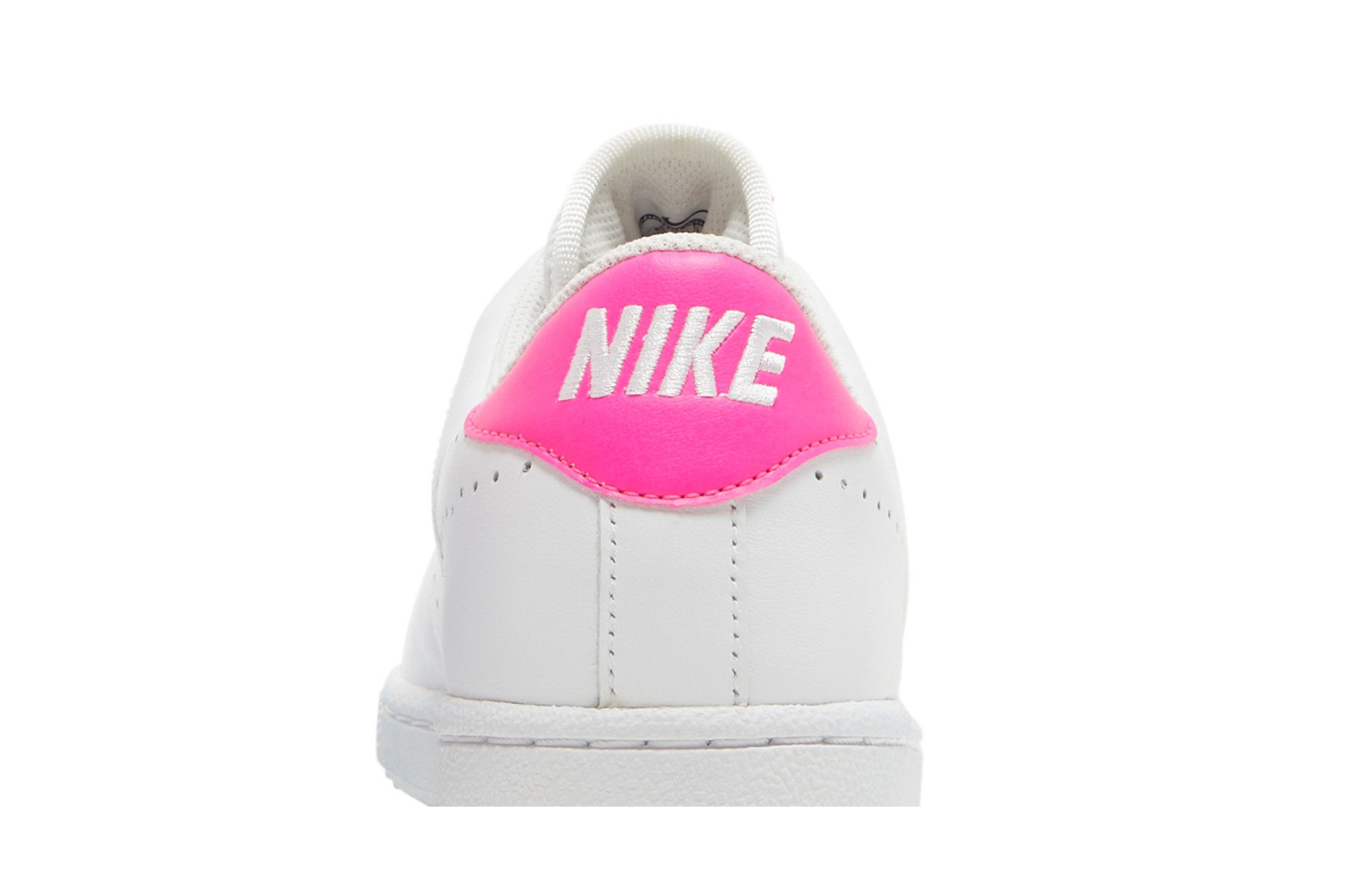 Sizing (JR) Nike Tennis Classic Premium ''Wit Roze Blast'' 834151-106