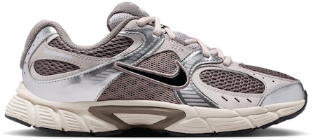 (Youth) Nike V5 RNR 'Cave Stone' HQ6411-200 (Youth) Nike V5 RNR 'Cave Stone' HQ6411-200