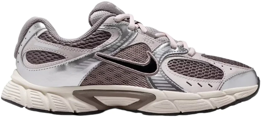 youth-nike-v5-rnr-cave-stone-college-grey-vast-grey-black-hq-6411-200