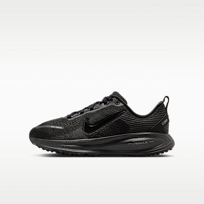 (Youth) Nike Vomero 18 Black/Dark Smoke Gray/Light Smoke Gray/Black HQ2157-010