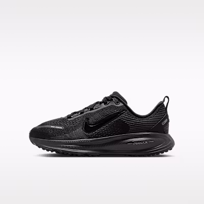 nike-vomero-18-black-dark-smoke-gray-light-smoke-gray-black-hq-2157-010