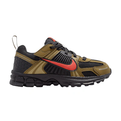 (Youth) Nike Vomero 5 'Black Olive Flak Quantum Moss Picante Red'