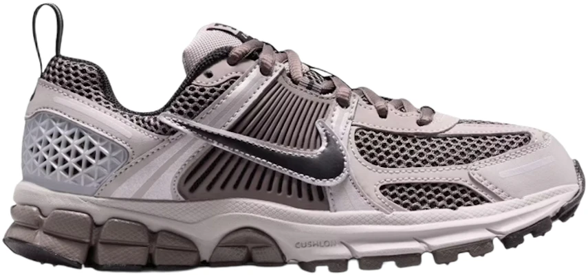 (JR) Nike Vomero 5 ''College Grey Cave Stone'' Grijs Beige Schoenen HF6998-010 Buy (JR) Nike Vomero 5 ''College Grey Cave Stone'' Grijs Beige Schoenen HF6998-010