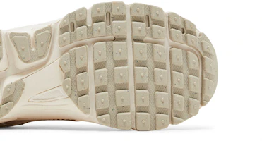 Purchase (青少年)Nike Vomero 5 'Pale Ivory' HF6998-101
