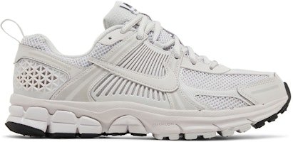 (Youth) Nike Vomero 5 'White Black' HF6998-100 (Youth) Nike Vomero 5 'White Black' HF6998-100