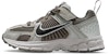 (JR) 나이키 보메로 5 컬리지 그레이/케이브 스톤/메탈릭 실버/블랙 HF6999-010