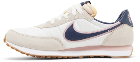 (JR) Nike Waffle Trainer 2 SE GS 'Chaqueta Universitaria'. DJ0345-100 Lookbook (JR) Nike Waffle Trainer 2 SE GS 'Chaqueta Universitaria'. DJ0345-100