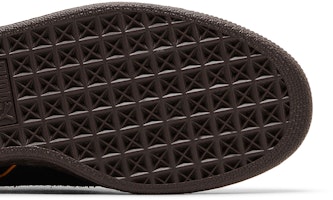 (JR) ワンピース×プーマ スウェード キッズ "黒ひげ" 396724-01 Purchase (JR) ワンピース×プーマ スウェード キッズ "黒ひげ" 396724-01