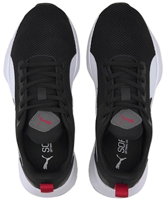 大童 Puma 童款 Flyer Runner 跑步鞋 黑白紅 Lookbook 大童 Puma 童款 Flyer Runner 跑步鞋 黑白紅