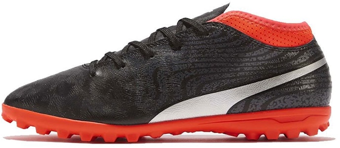 (JR) プーマ ワン 18.4 TT 黒/赤/銀 104562-01 Buy (JR) プーマ ワン 18.4 TT 黒/赤/銀 104562-01