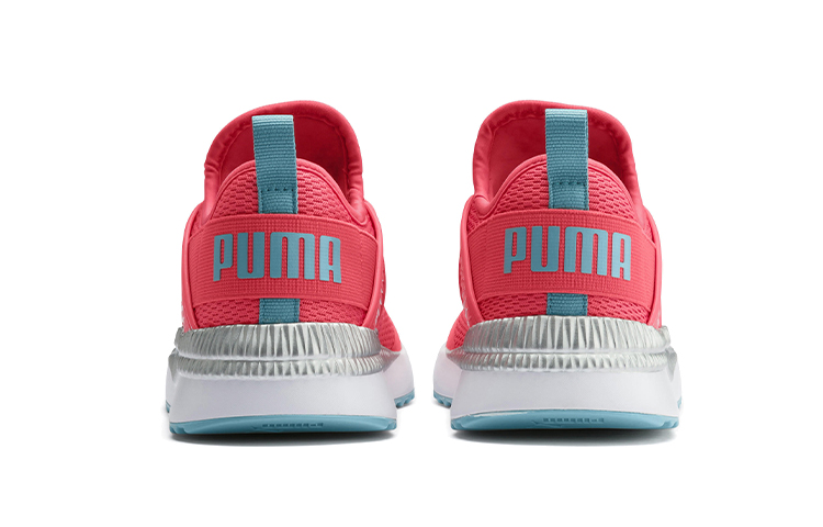 Shop (JR) Puma Pacer Next Cage ''Metallic Roze Blauw'' 370974-01
