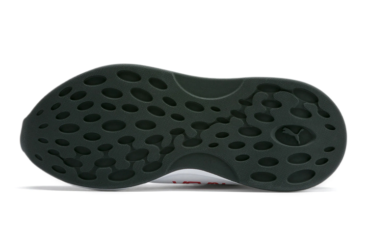 Shop 大童 Puma Rs 9.8 NASA 運動鞋 白藍紅