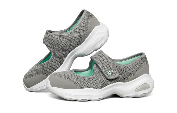 Lookbook 大童 Skechers D'lites Ultra 玛丽珍休閒鞋 灰色