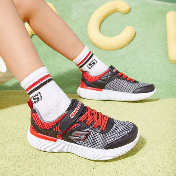 Sizing 大童 Skechers 休閒運動鞋 灰紅色