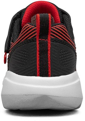 大童 Skechers Go Run Fast 低筒跑步鞋 黑紅色 Shop 大童 Skechers Go Run Fast 低筒跑步鞋 黑紅色