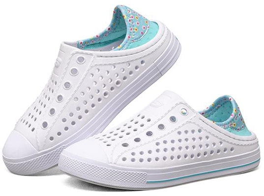 大童 Skechers Guzman Steps 輕便洞洞舒適一腳蹬涼鞋 白彩色 Lookbook 大童 Skechers Guzman Steps 輕便洞洞舒適一腳蹬涼鞋 白彩色