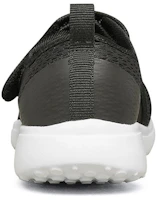 Shop 大童 Skechers Microstrides 瑪麗珍運動休閒鞋 黑色