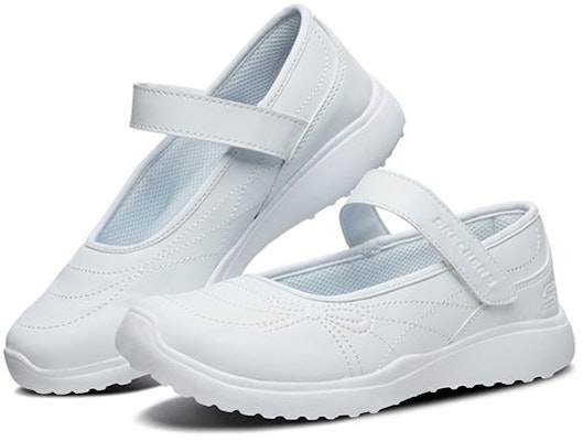 大童 Skechers Microstrides 瑪麗珍休閒鞋 白色 Lookbook 大童 Skechers Microstrides 瑪麗珍休閒鞋 白色