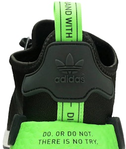 (JR) 星球大战 x 阿迪达斯 NMD_R1 J '尤达' FW3941 Sizing (JR) 星球大战 x 阿迪达斯 NMD_R1 J '尤达' FW3941