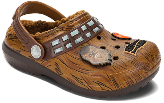 (JR) Star Wars x Crocs Classic Lined Clog 'Chewbacca' Sepatu Sandal Berbulu 208814-206 Lookbook (JR) Star Wars x Crocs Classic Lined Clog 'Chewbacca' Sepatu Sandal Berbulu 208814-206